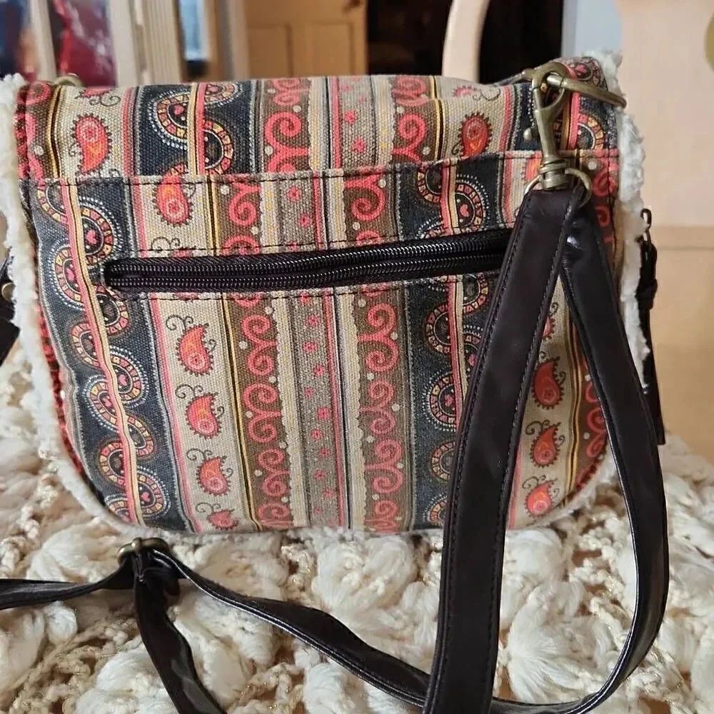 Decree Aztec design crossbody bag - Picture 3 of 7